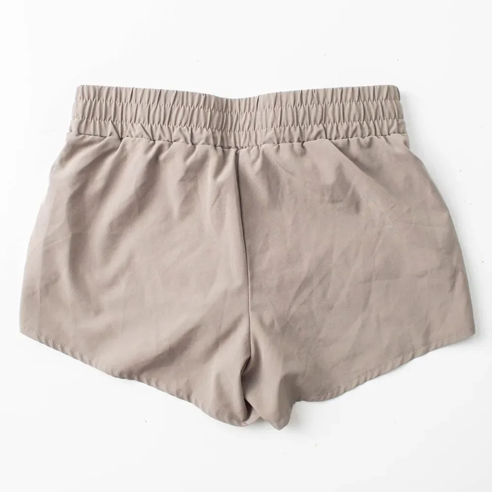 Abercrombie Kids YPB Girls 13/14 Beige Athletic Shorts Lightweight 4-Way Stretch